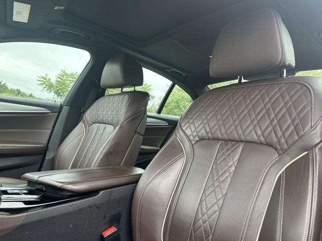 Photo of 2017 Carbon Black Metallic BMW 530