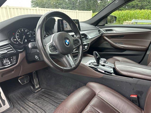 Photo of 2017 Carbon Black Metallic BMW 530