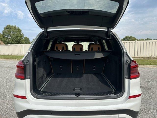 Photo of 2021 Mineral White Metallic BMW X3