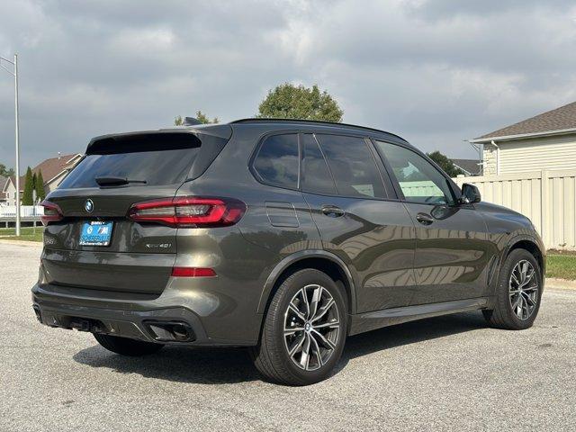 Photo of 2022 Manhattan Green Metallic BMW X5