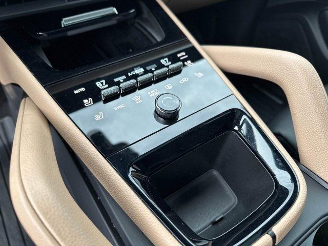 Photo of 2024 White Porsche Cayenne