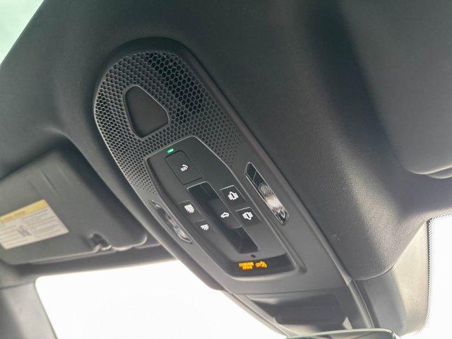 Photo of 2024 White Porsche Cayenne