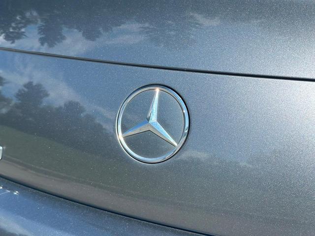 Photo of 2017 Gray Mercedes-Benz C-Class