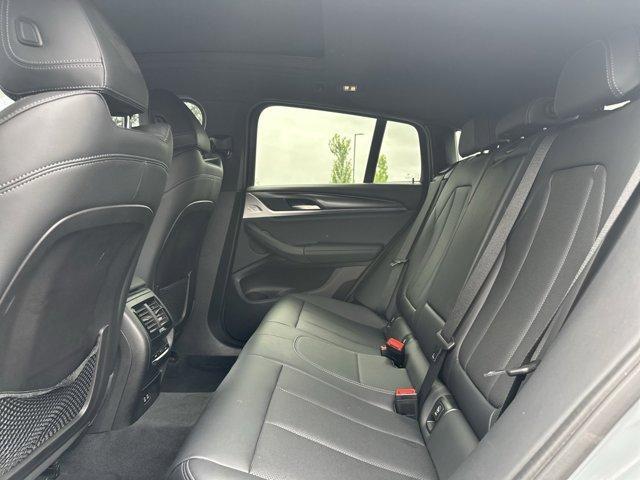 Photo of 2023 Brooklyn Gray Metallic BMW X4