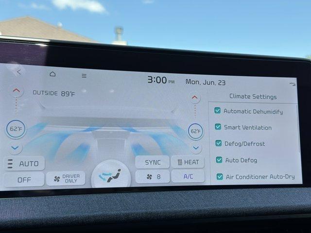 Photo of 2024 Blue Kia EV6