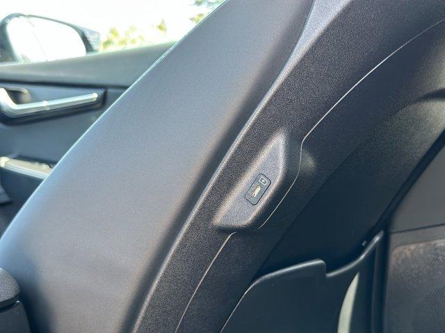Photo of 2024 Blue Kia EV6
