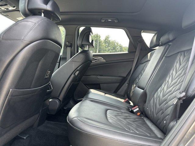 Photo of 2024 Gravity Gray Kia Sportage