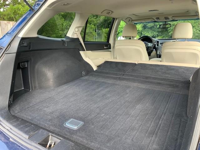 Photo of 2010 Blue Subaru Outback
