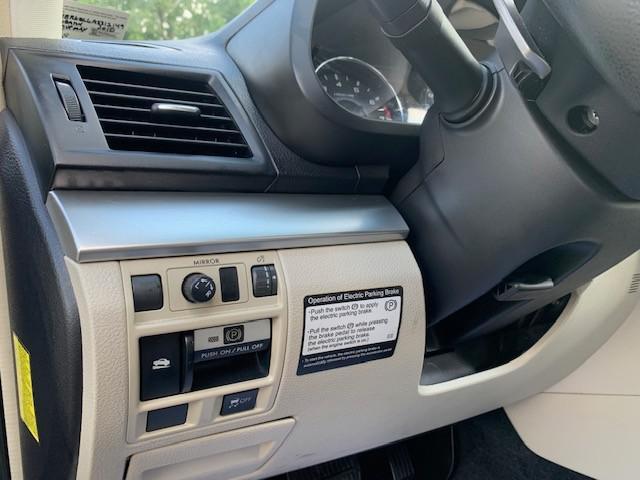 Photo of 2010 Blue Subaru Outback