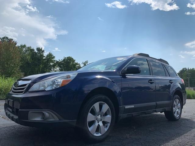 Photo of 2010 Blue Subaru Outback