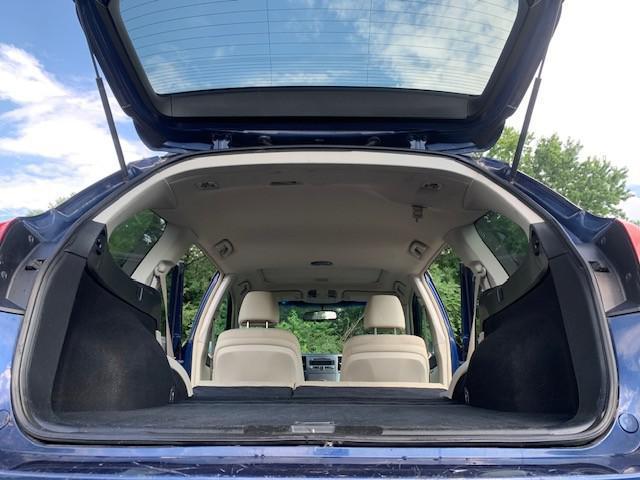 Photo of 2010 Blue Subaru Outback