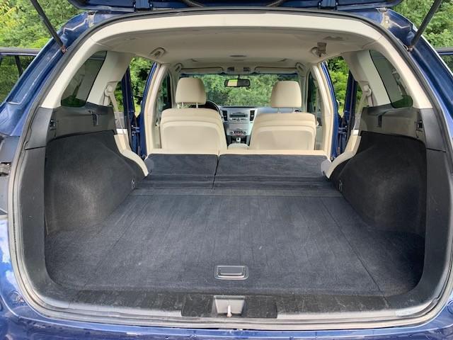 Photo of 2010 Blue Subaru Outback