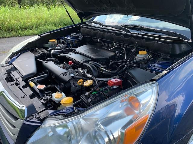 Photo of 2010 Blue Subaru Outback