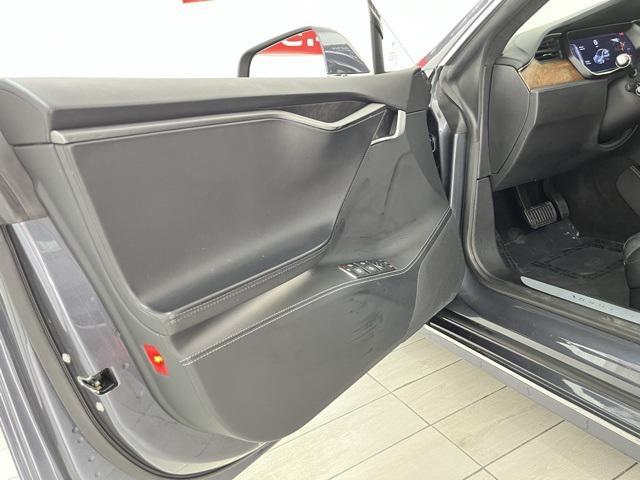 Photo of 2020 Gray Tesla Model S