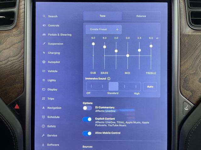Photo of 2020 Gray Tesla Model S