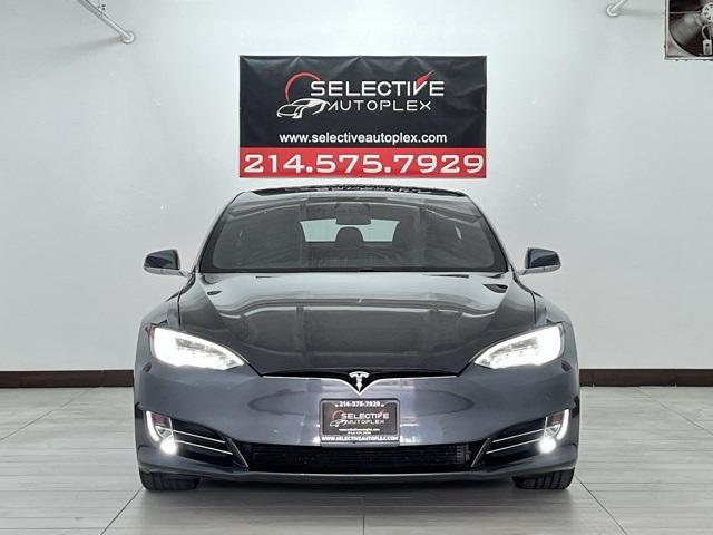 Photo of 2020 Gray Tesla Model S
