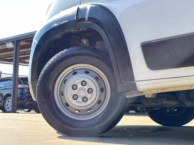 Photo of 2023 Bright White Clearcoat RAM ProMaster 2500