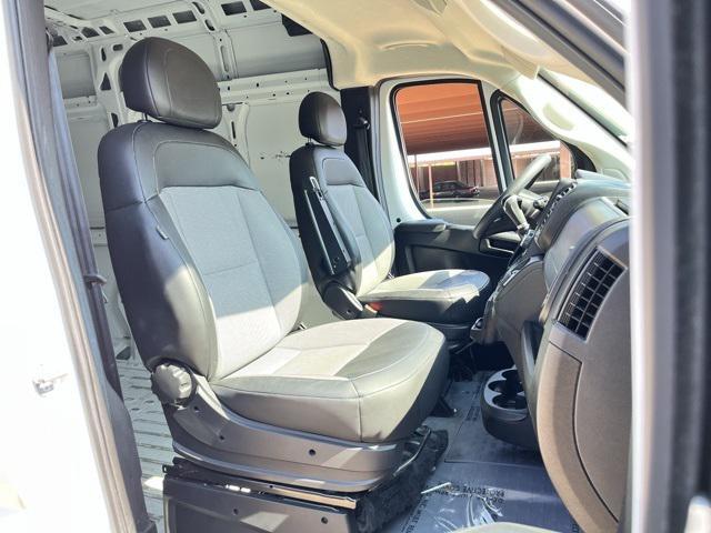 Photo of 2023 Bright White Clearcoat RAM ProMaster 2500
