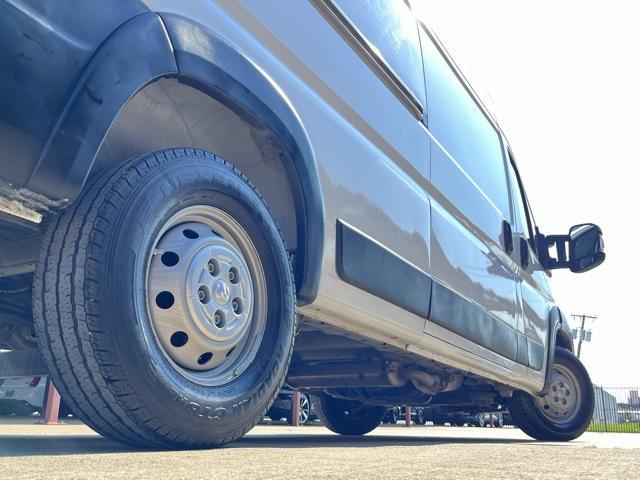 Photo of 2023 Bright White Clearcoat RAM ProMaster 2500