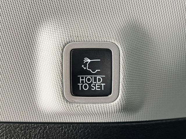 Photo of 2023 Baltic Gray Metallic Clearcoat Jeep Grand Cherokee 4xe