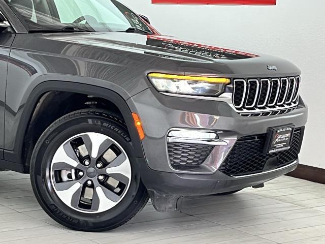 Photo of 2023 Baltic Gray Metallic Clearcoat Jeep Grand Cherokee 4xe