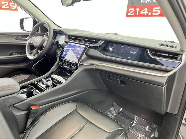 Photo of 2023 Baltic Gray Metallic Clearcoat Jeep Grand Cherokee 4xe