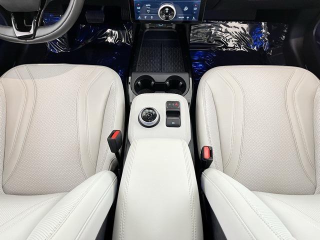 Photo of 2022 White Metallic Ford Mustang Mach-E