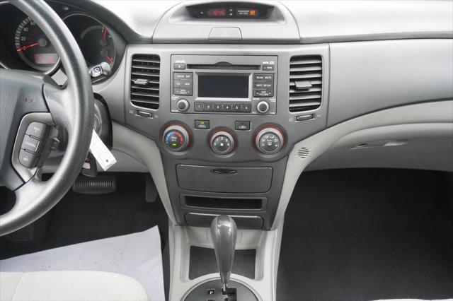 Photo of 2009 Silver Kia Optima