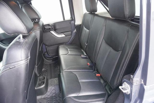 Photo of 2018 Rhino Clearcoat Jeep Wrangler JK Unlimited