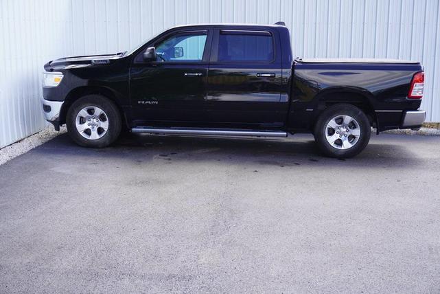Photo of 2020 Diamond Black Crystal Pearlcoat RAM 1500