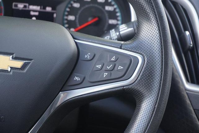 Photo of 2023 Summit White Chevrolet Malibu