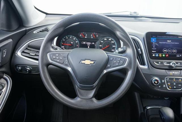 Photo of 2023 Summit White Chevrolet Malibu
