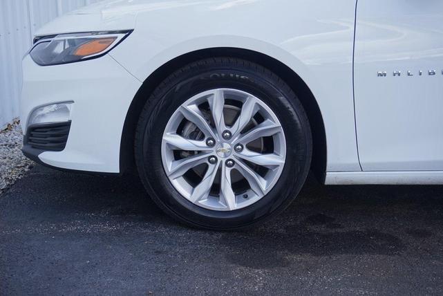 Photo of 2023 Summit White Chevrolet Malibu