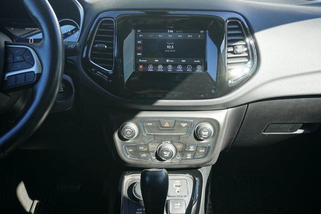 Photo of 2021 White Clearcoat Jeep Compass