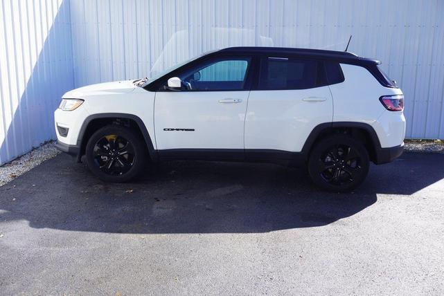 Photo of 2021 White Clearcoat Jeep Compass