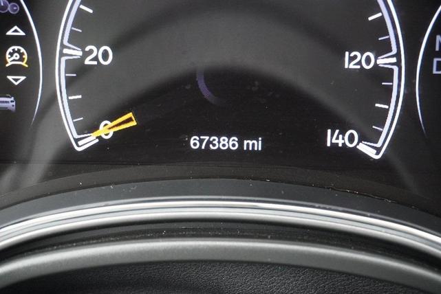 Photo of 2021 Bright White Clearcoat Jeep Grand Cherokee
