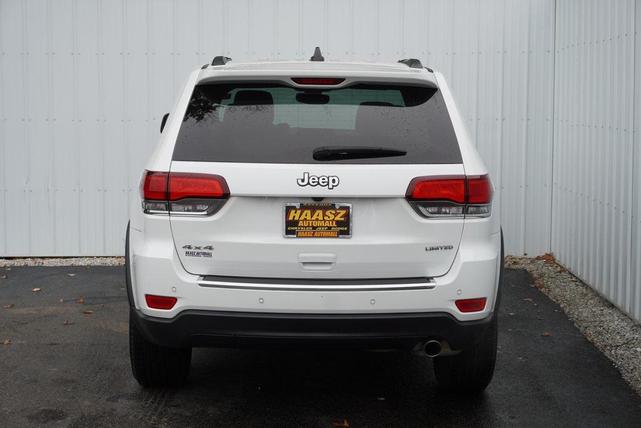 Photo of 2021 Bright White Clearcoat Jeep Grand Cherokee