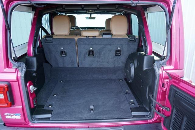 Photo of 2021 Tuscadero Pearlcoat Jeep Wrangler Unlimited 4xe