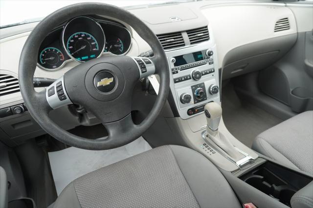 Photo of 2011 Imperial Blue Metallic Chevrolet Malibu