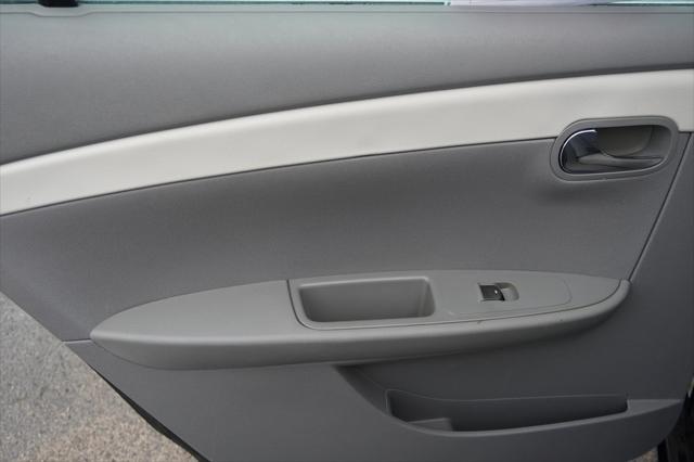Photo of 2011 Imperial Blue Metallic Chevrolet Malibu