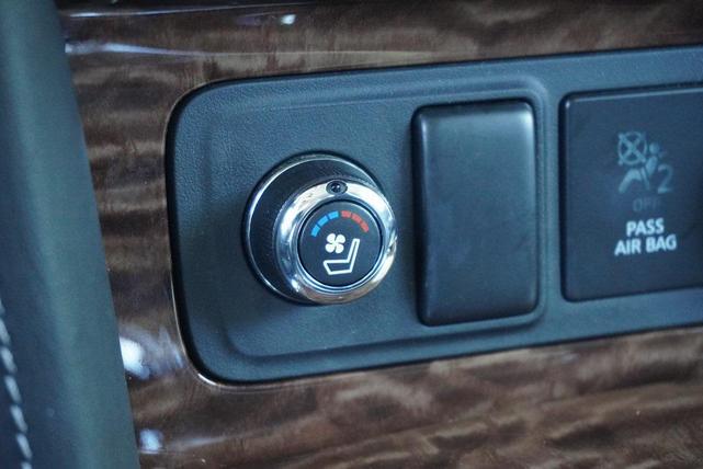 Photo of 2019 Pearl White Tricoat Nissan Armada