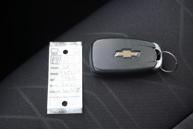 Photo of 2019 Summit White Chevrolet Trax