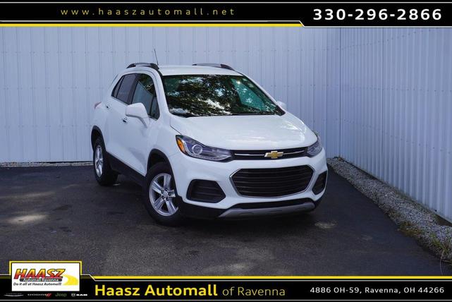 Photo of 2019 Summit White Chevrolet Trax