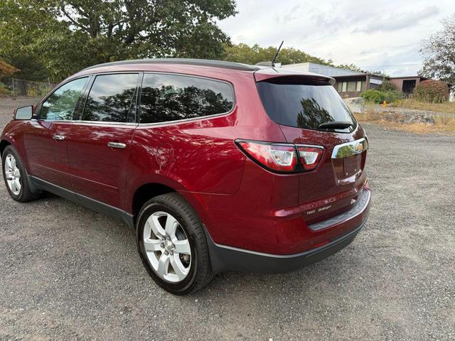Photo of 2016 Burgundy Chevrolet Traverse