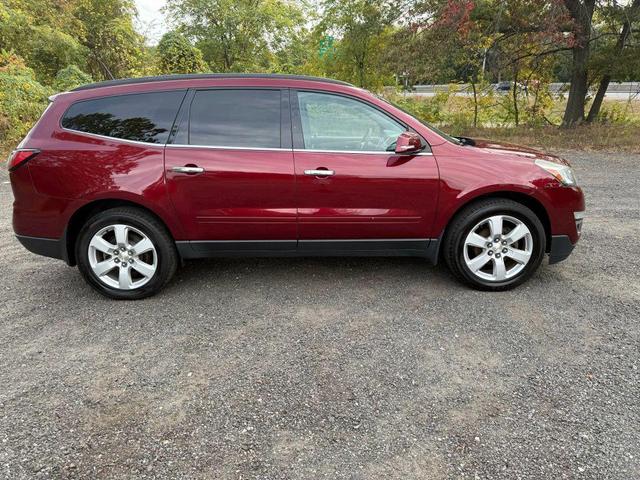 Photo of 2016 Burgundy Chevrolet Traverse