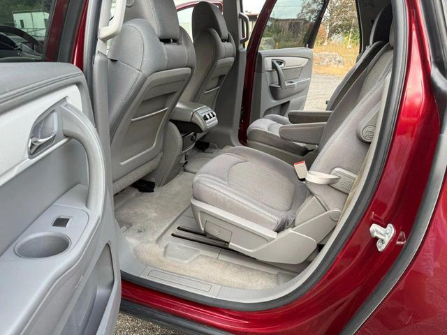Photo of 2016 Burgundy Chevrolet Traverse