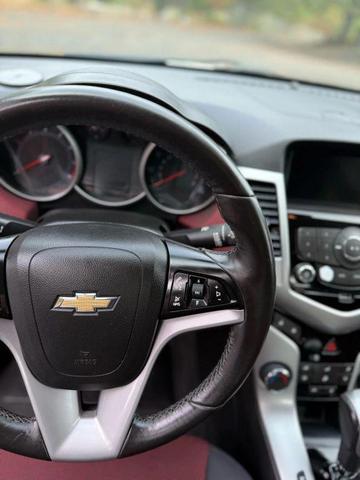 Photo of 2014 White Chevrolet Cruze