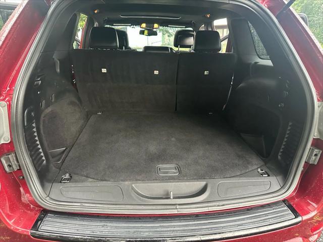 Photo of 2015  Jeep Grand Cherokee
