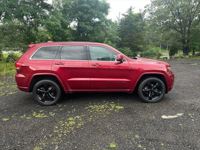 Photo of 2015  Jeep Grand Cherokee