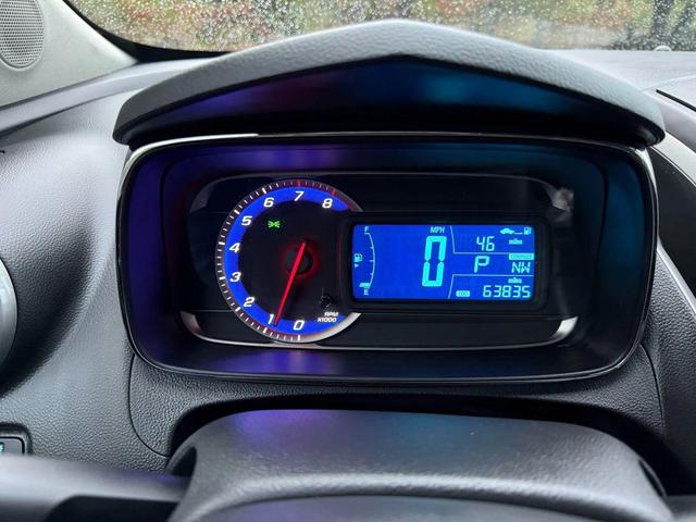 Photo of 2016 Silver Ice Metallic Chevrolet Trax
